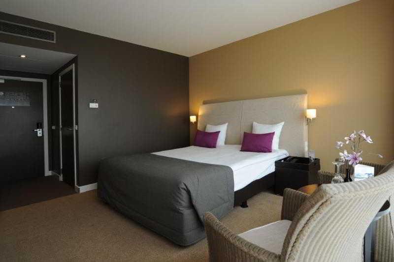 ฟานแดร์ฟอล์ก โฮเทล สนามบินบรัสเซลส์ Hotel ดีเชม ภายนอก รูปภาพ