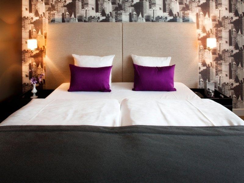 ฟานแดร์ฟอล์ก โฮเทล สนามบินบรัสเซลส์ Hotel ดีเชม ภายนอก รูปภาพ